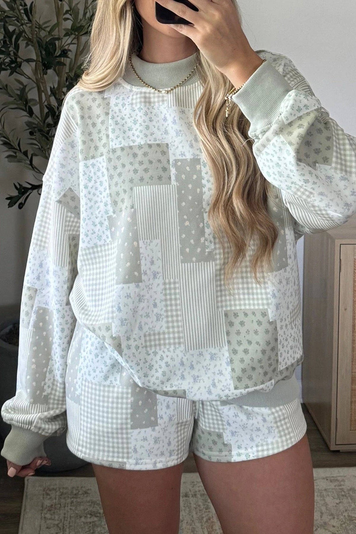 Sky Blue Patchwork Floral Print Drop Shoulder Baggy Pullover Drawstring Shorts Set