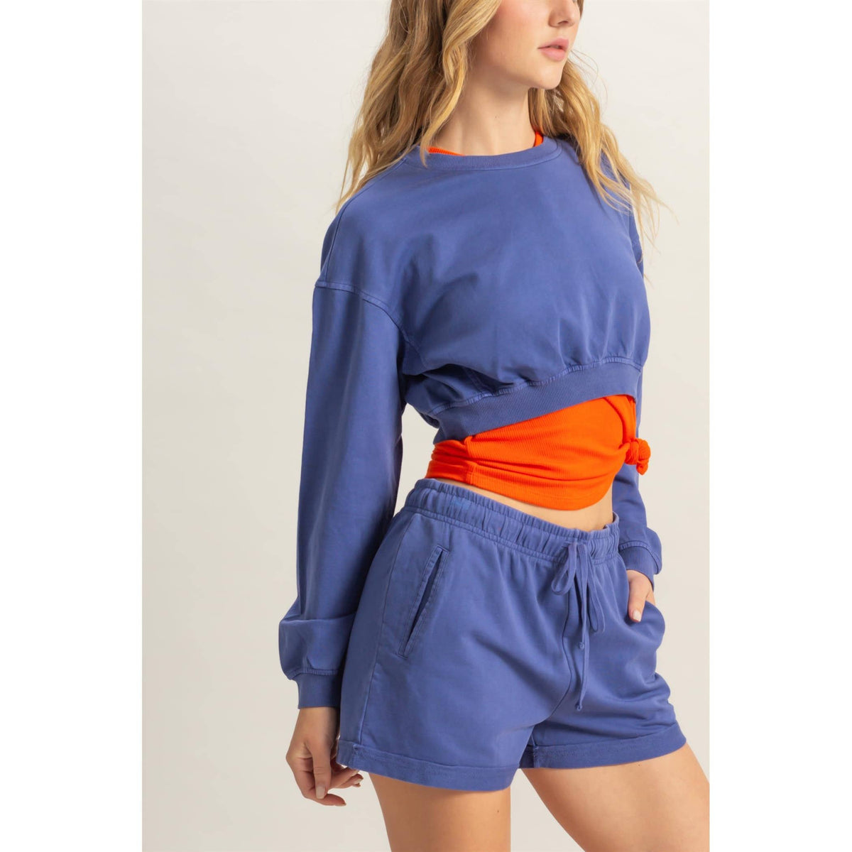 Crew Neck Long Sleeve Crop Sweatshirt