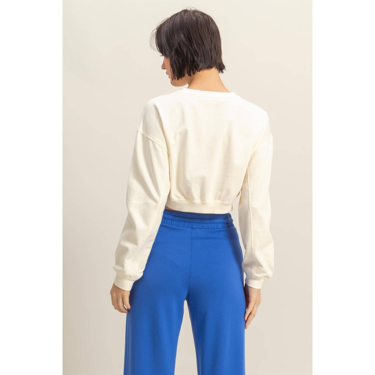 Crew Neck Long Sleeve Crop Sweatshirt