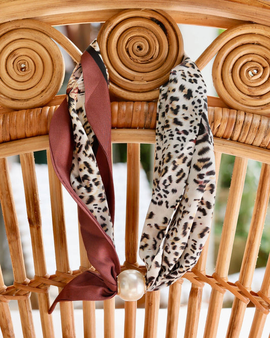 Robyn Magnetic Pearl Scarf Necklace Leopard