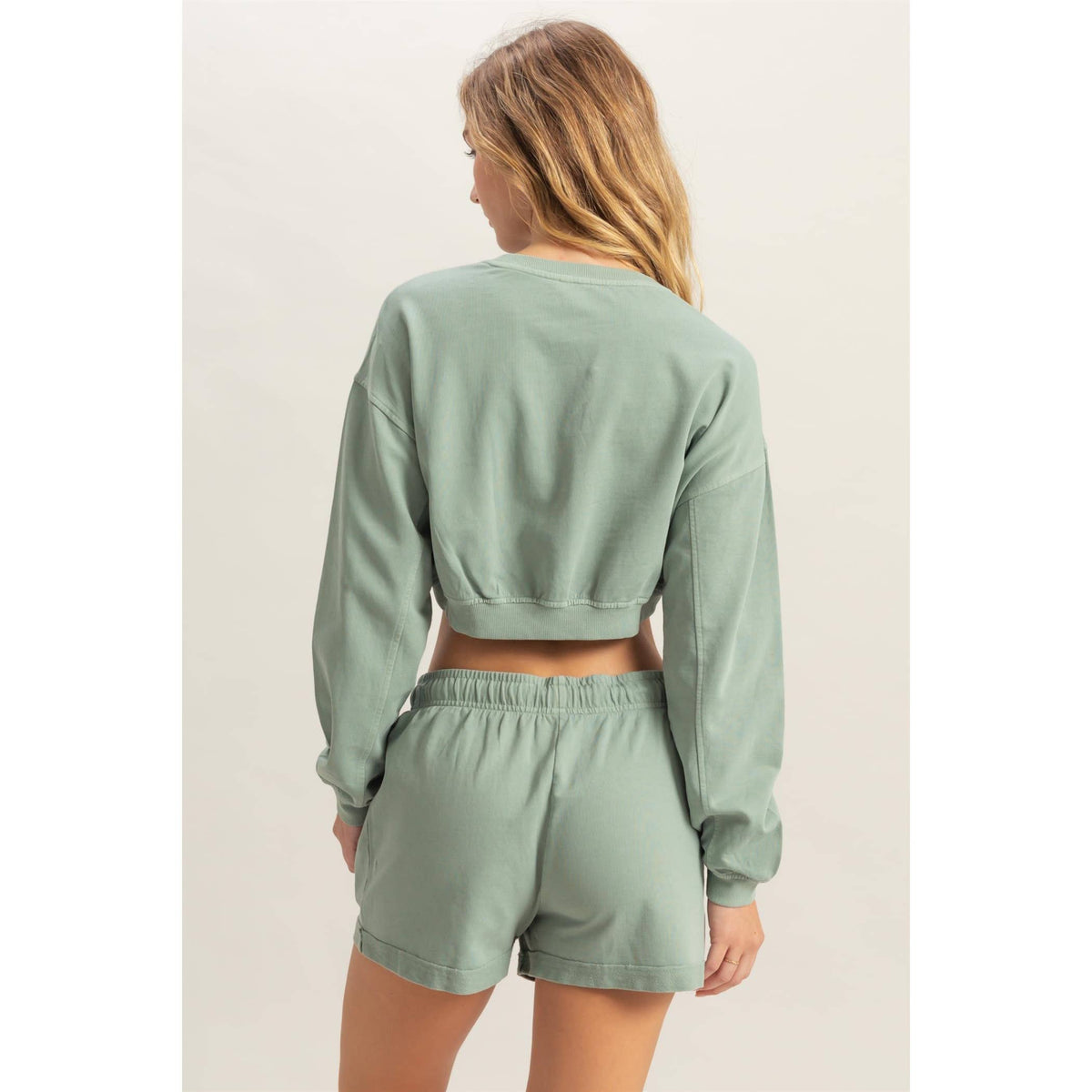 Crew Neck Long Sleeve Crop Sweatshirt