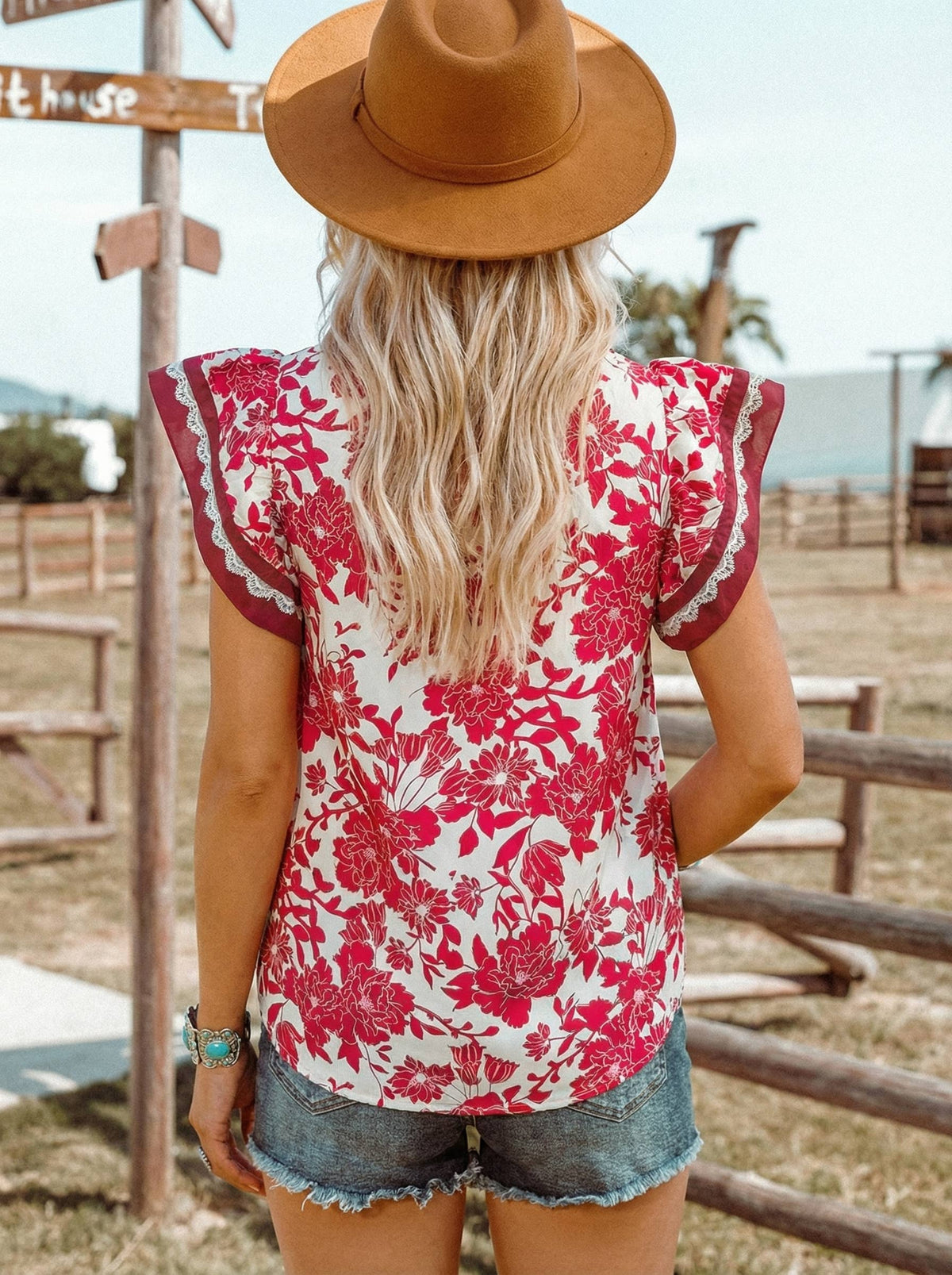 Floral Color Block Trim Lace Detail Flutter Sleeve Blouse
